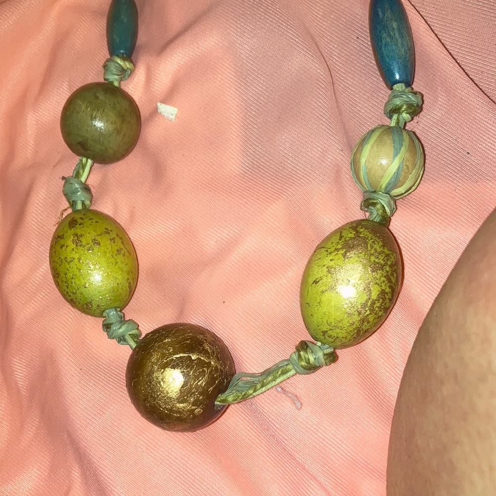 The blues AND tge gteems!!!  Killer wooden necklace.